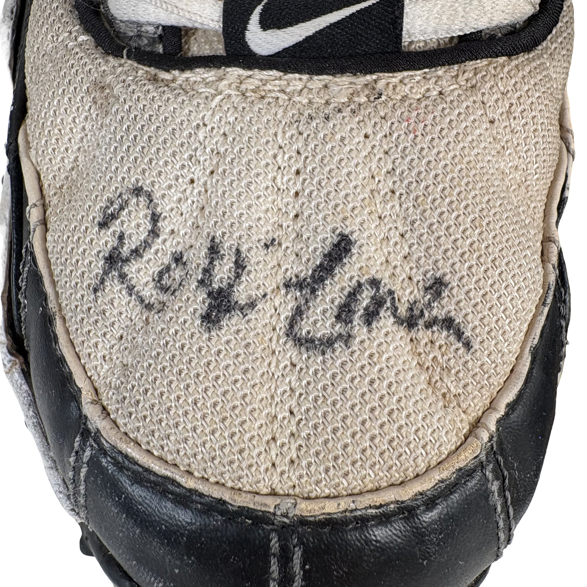 Roberto Alomar 2000 Cleveland Indians Game Worn Used Signed Nike Cleats AMCo LOA