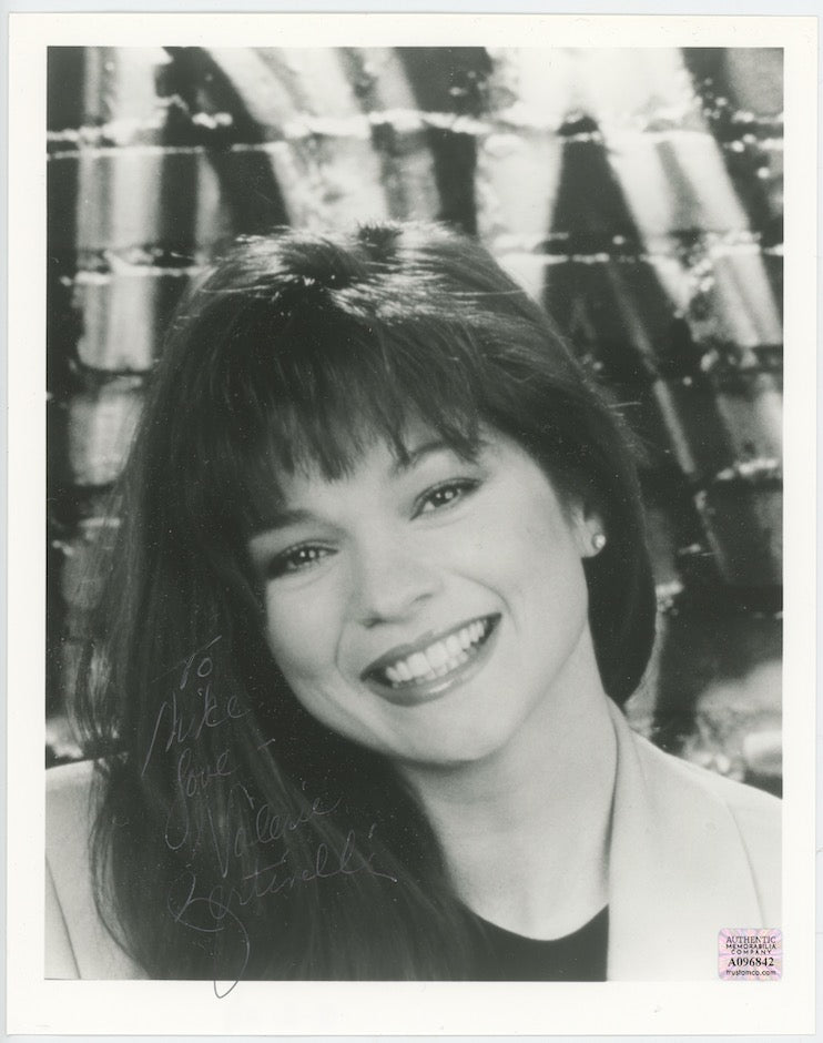 Valerie Bertinelli Hot In Cleveland Autographed Signed 8x10 Photo AMCo COA
