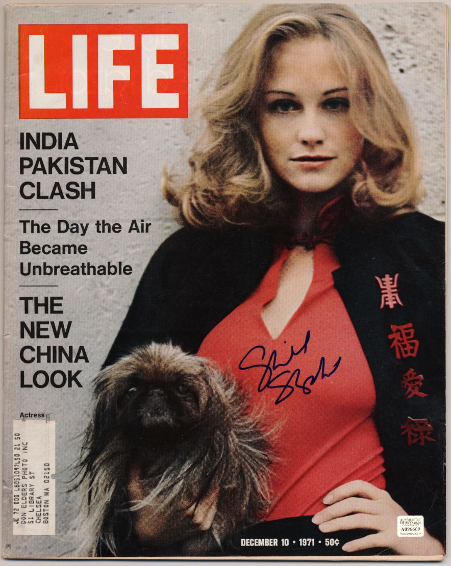 Cybill Shepherd Taxi Driver Autographed Signed LIFE Magazine AMCo COA