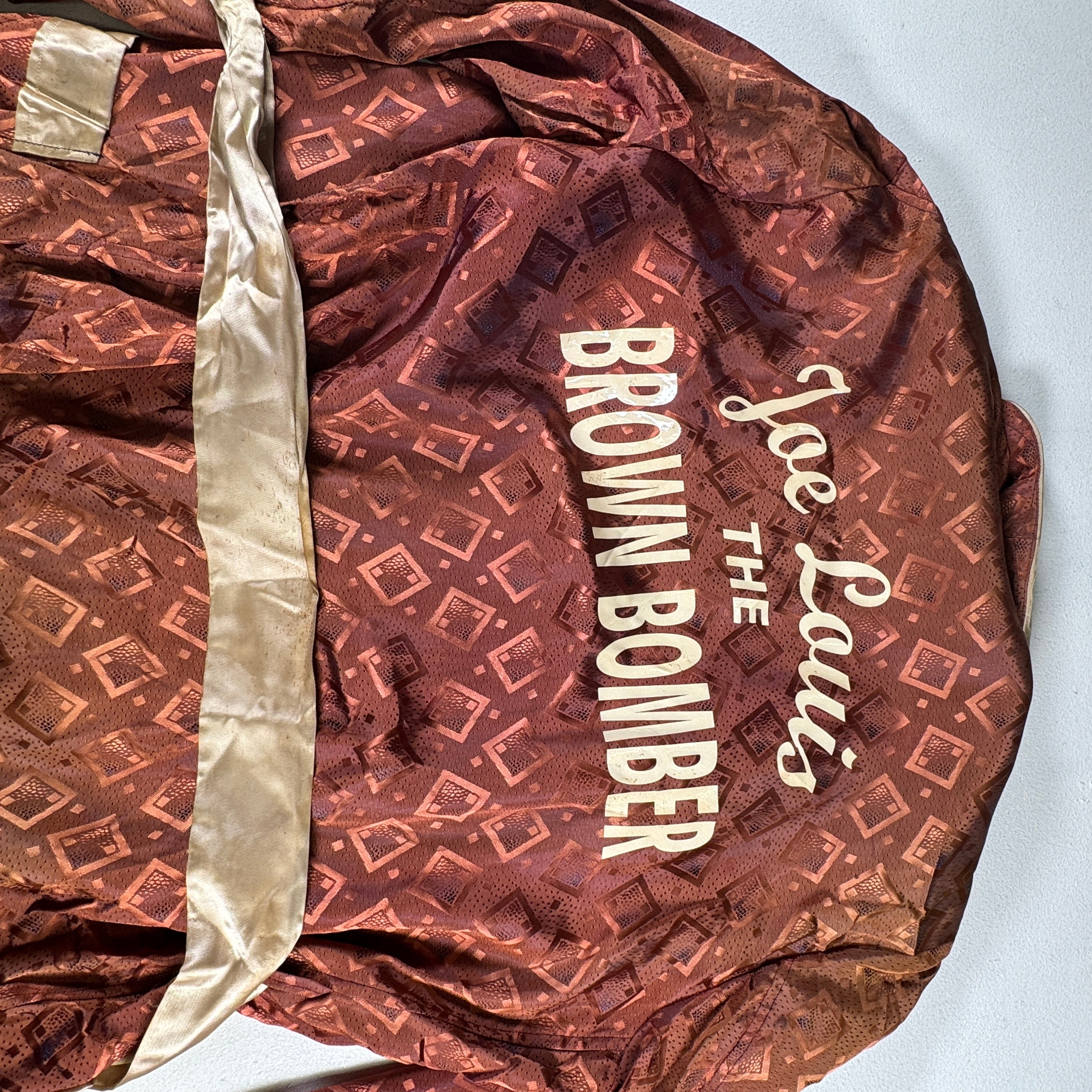 Joe Louis The Brown Bomber Vintage Walk In Boxing Robe GA 