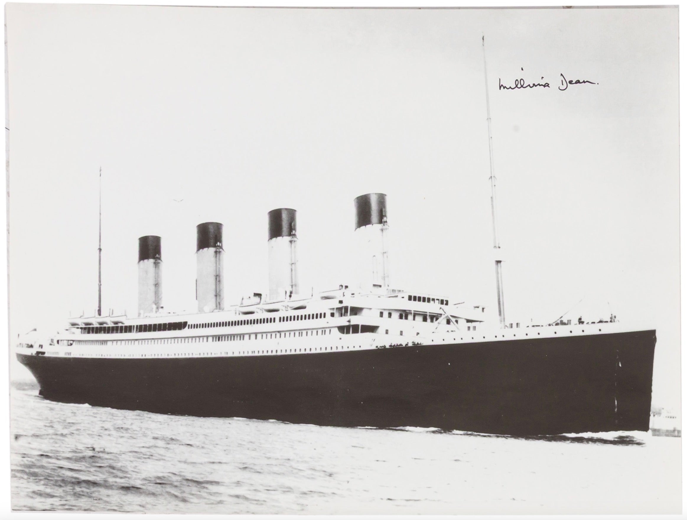Millvina Dean Youngest Titanic Survivor Autographed Signed Photo AMCo COA