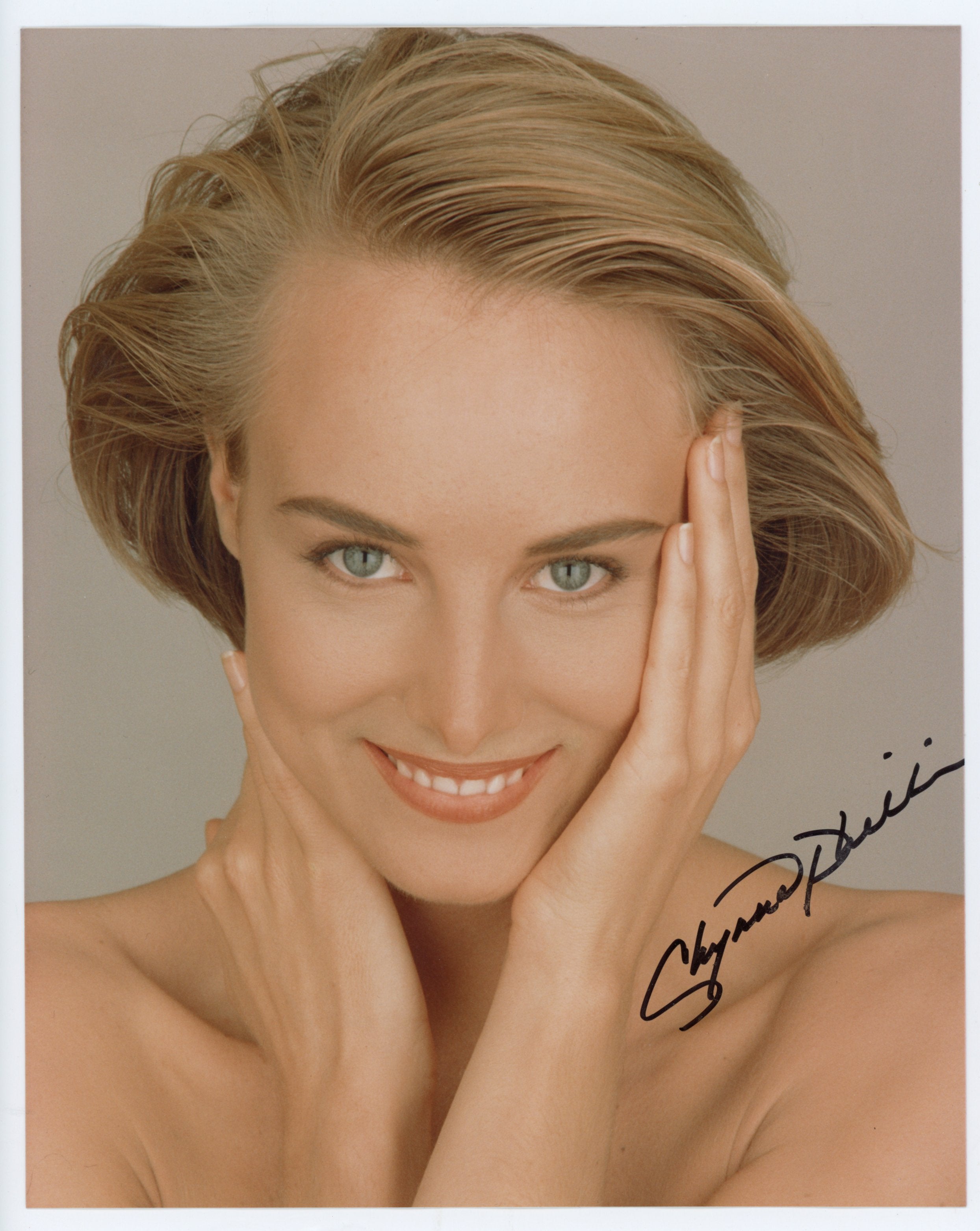 Chynna Phillips The Mamas & The Papas Autographed Signed 8x10 Photo AMCo COA
