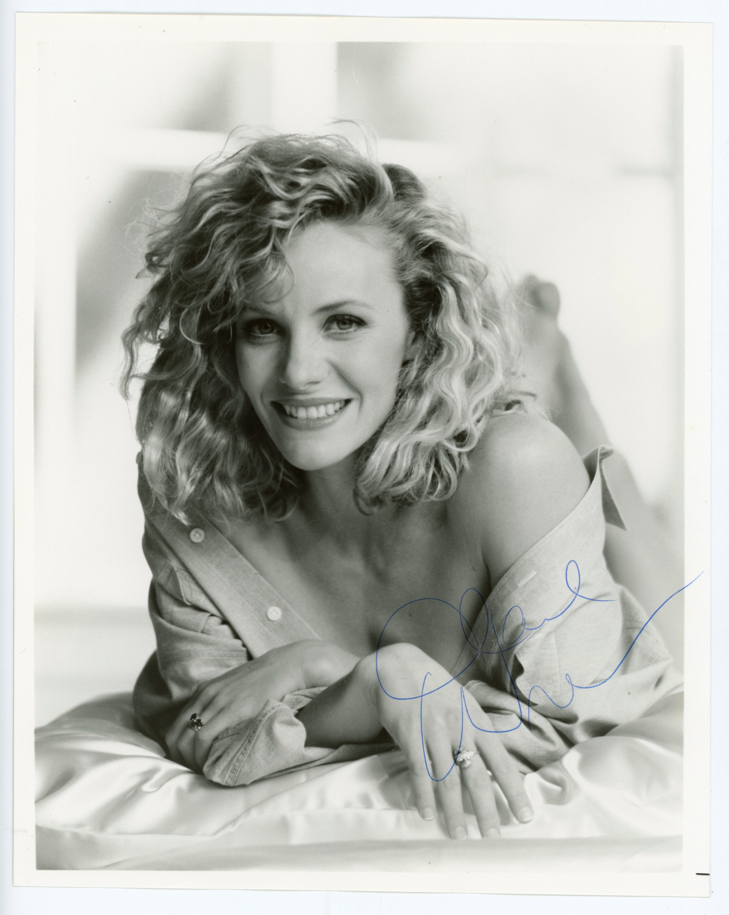 Clare Wren The Young Riders Autographed Signed 8x10 Photo AMCo COA