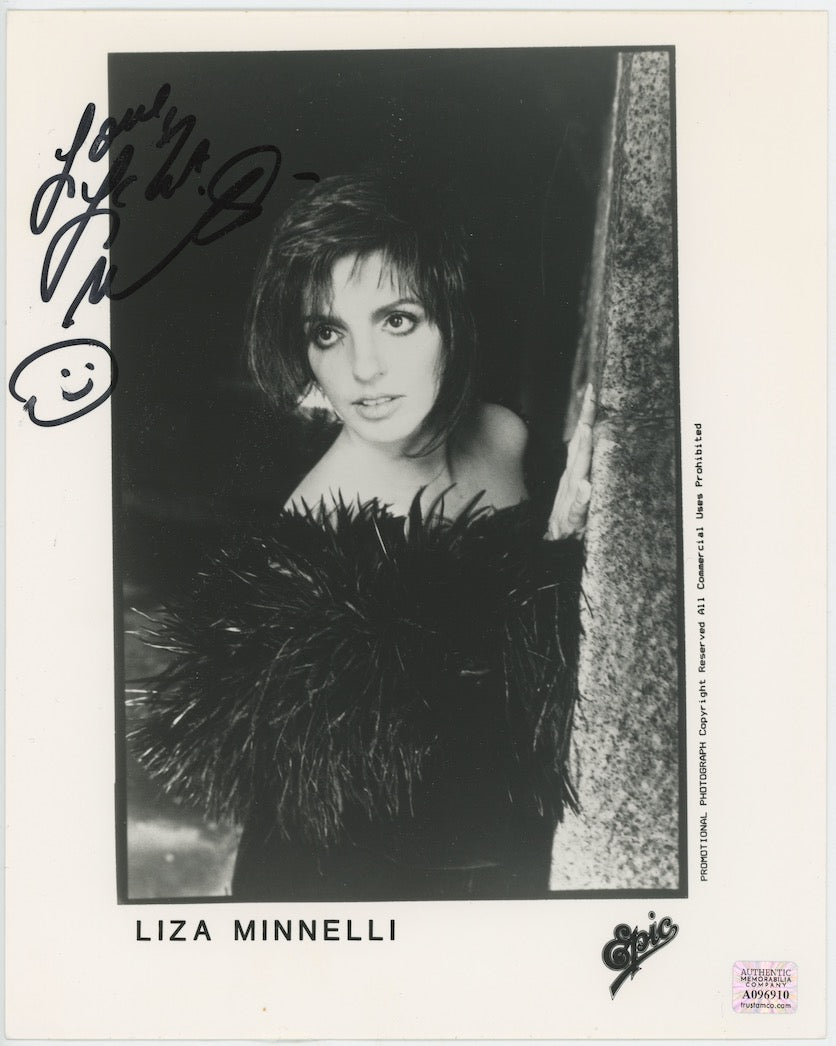 Liza Minnelli Cabaret Actress Singer Autographed Signed 8x10 Photo AMCo COA