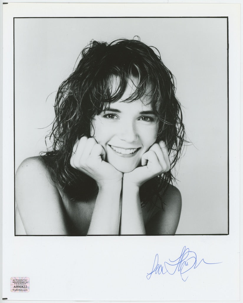 Lea Thompson Back To The Future Autographed Signed 8x10 Photo AMCo COA