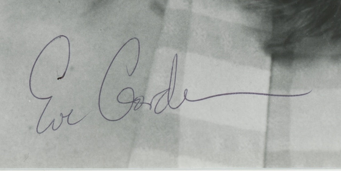 Eve Gordon Felicity Autographed Signed 8x10 Photo AMCo COA